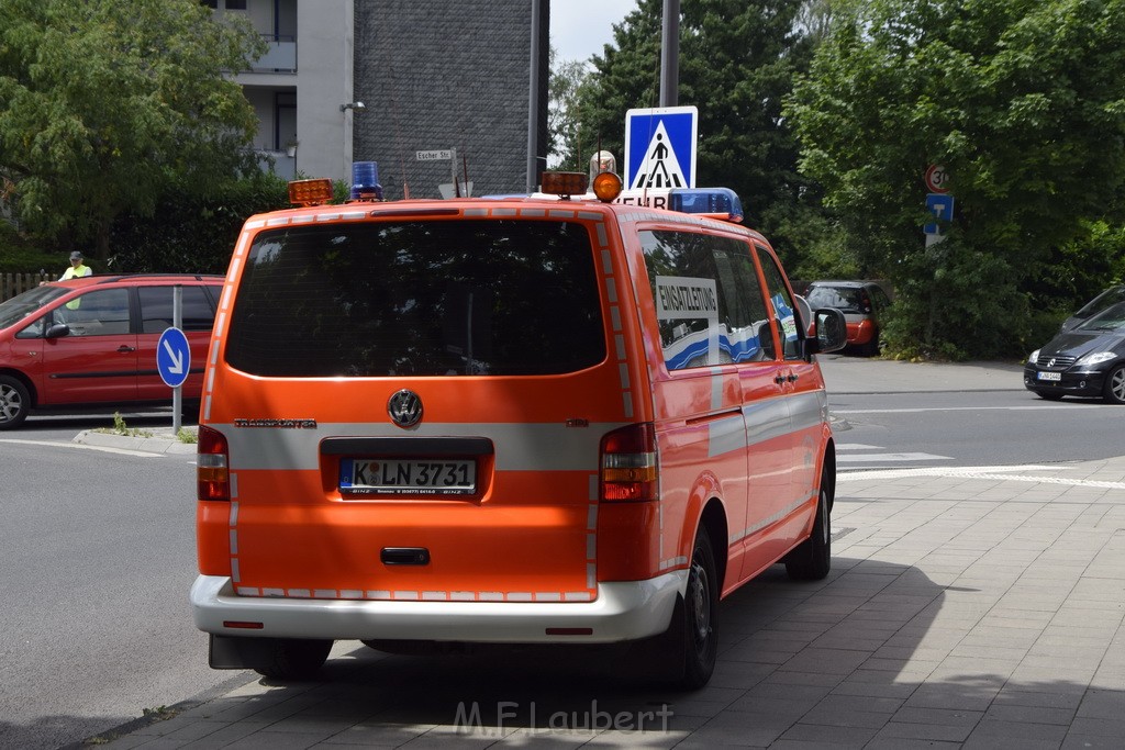 Feuer 2 Y Koeln Bilderstoeckchen Schiefersburger Weg P04.JPG - Miklos Laubert